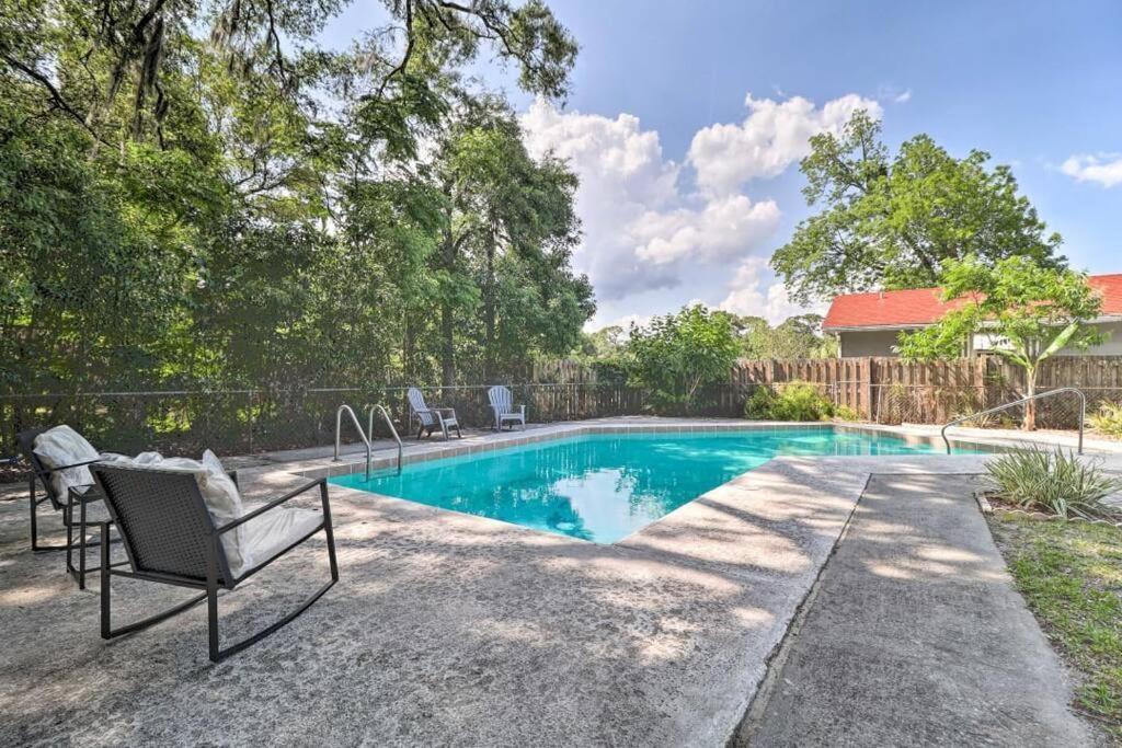 Pool Home Sleeps 6 With Large Fenced Yard Jacksonville Exterior foto